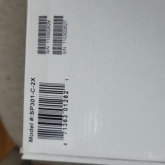 Defender Sp301-C  Security Cameras with cables set of 4 new in box nwt - Picture 6 of 6